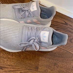 Adidas women’s sneaker